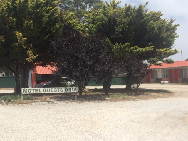 Governors Hill Motel Goulburn Zewnętrze zdjęcie